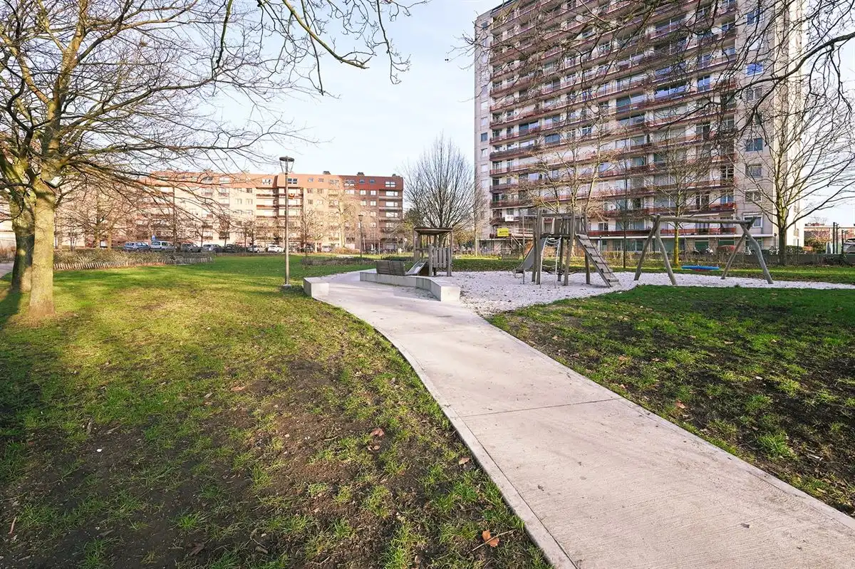 Leuk appartement met veel lichtinval  foto 23