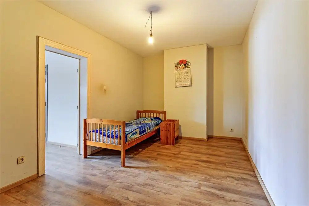 Te renoveren woning voor gemengd gebruik in landelijke omgeving foto 5