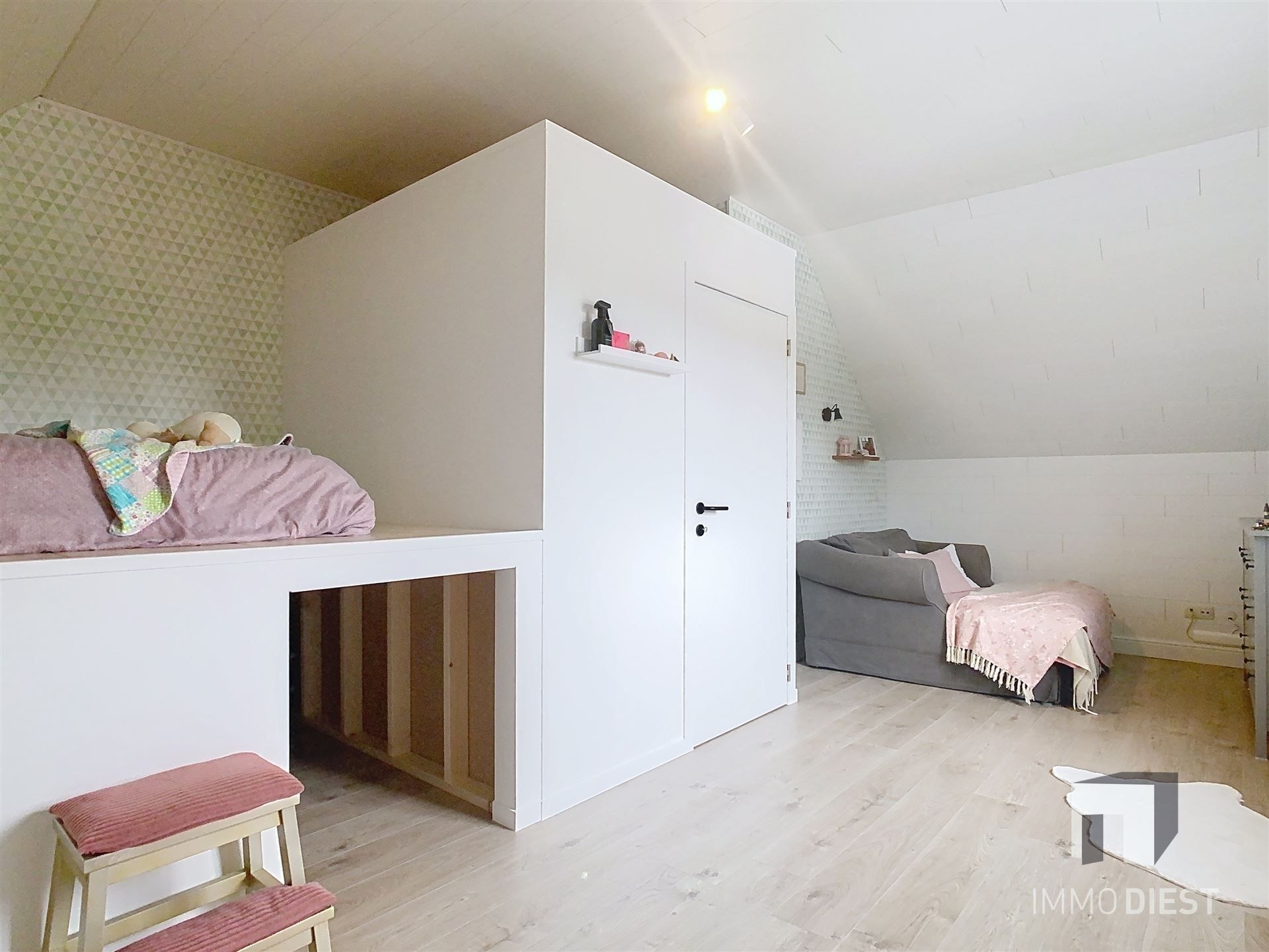 Stijlvolle pastorijwoning met 6 slaapkamers in Vorst op 5a 48ca, pure charme en ruimte! foto 34