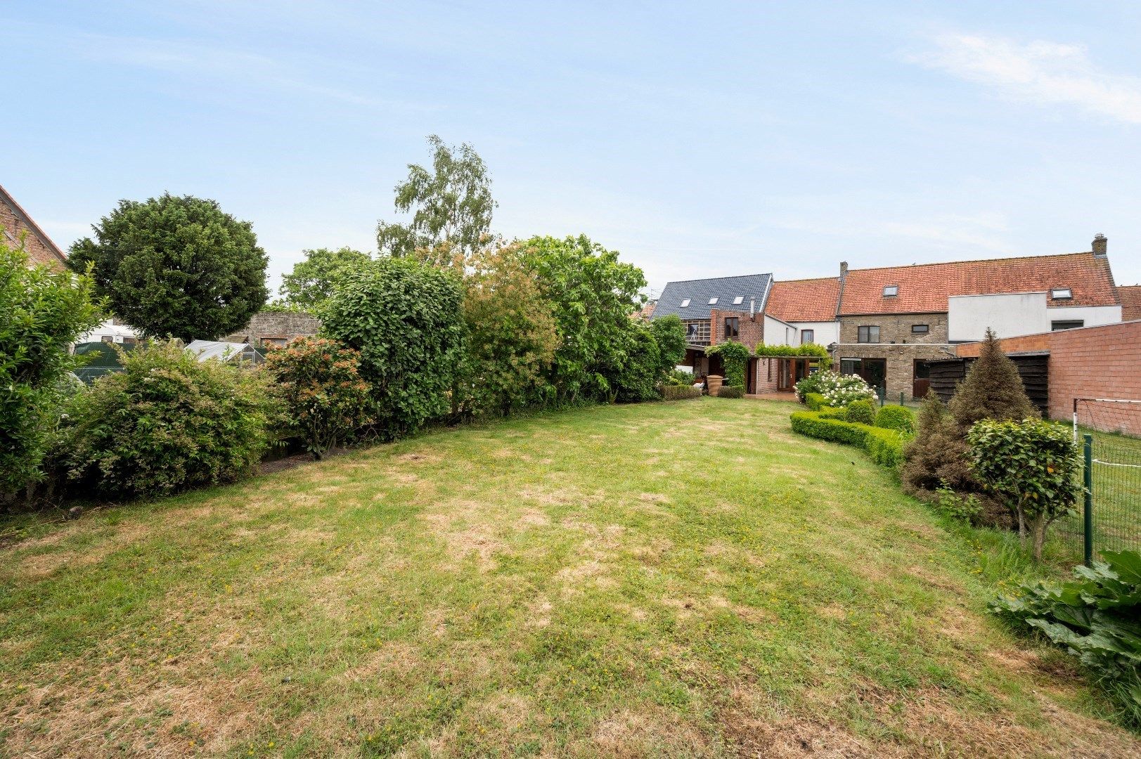 Verrassend ruime woning met 2 slaapkamers en gezellige tuin. foto 7