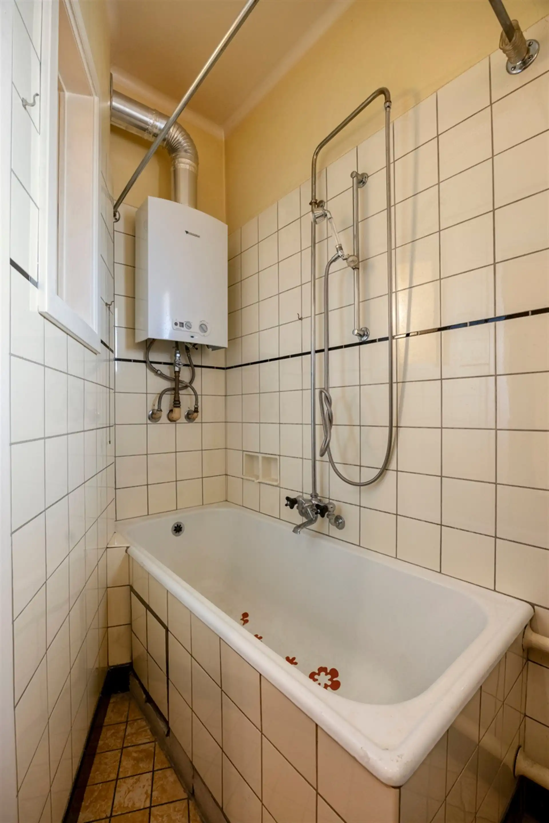 Te renoveren appartement met 2 kamers op centrale ligging in Wemmel foto 11