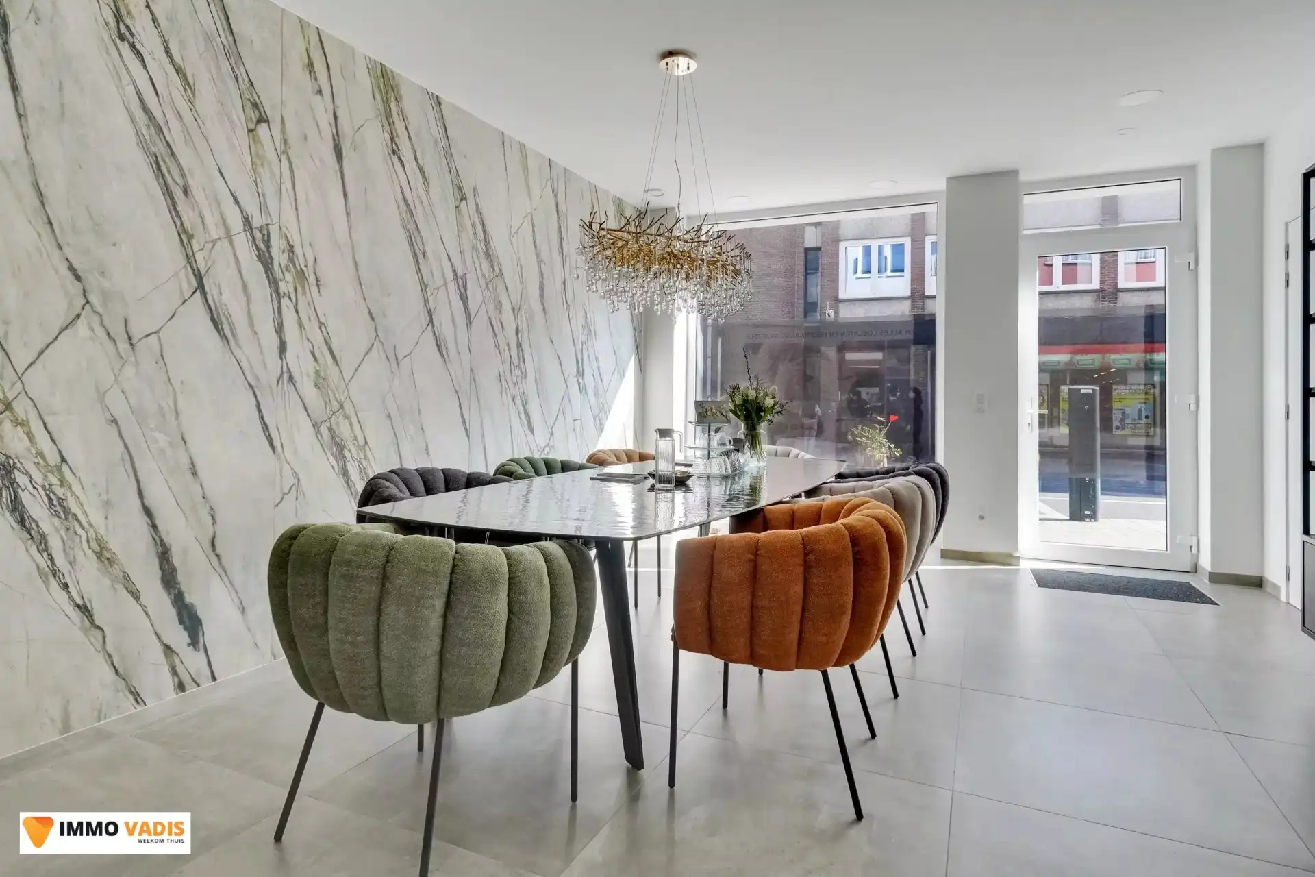 Handelspand met instapklare woning op toplocatie foto 19