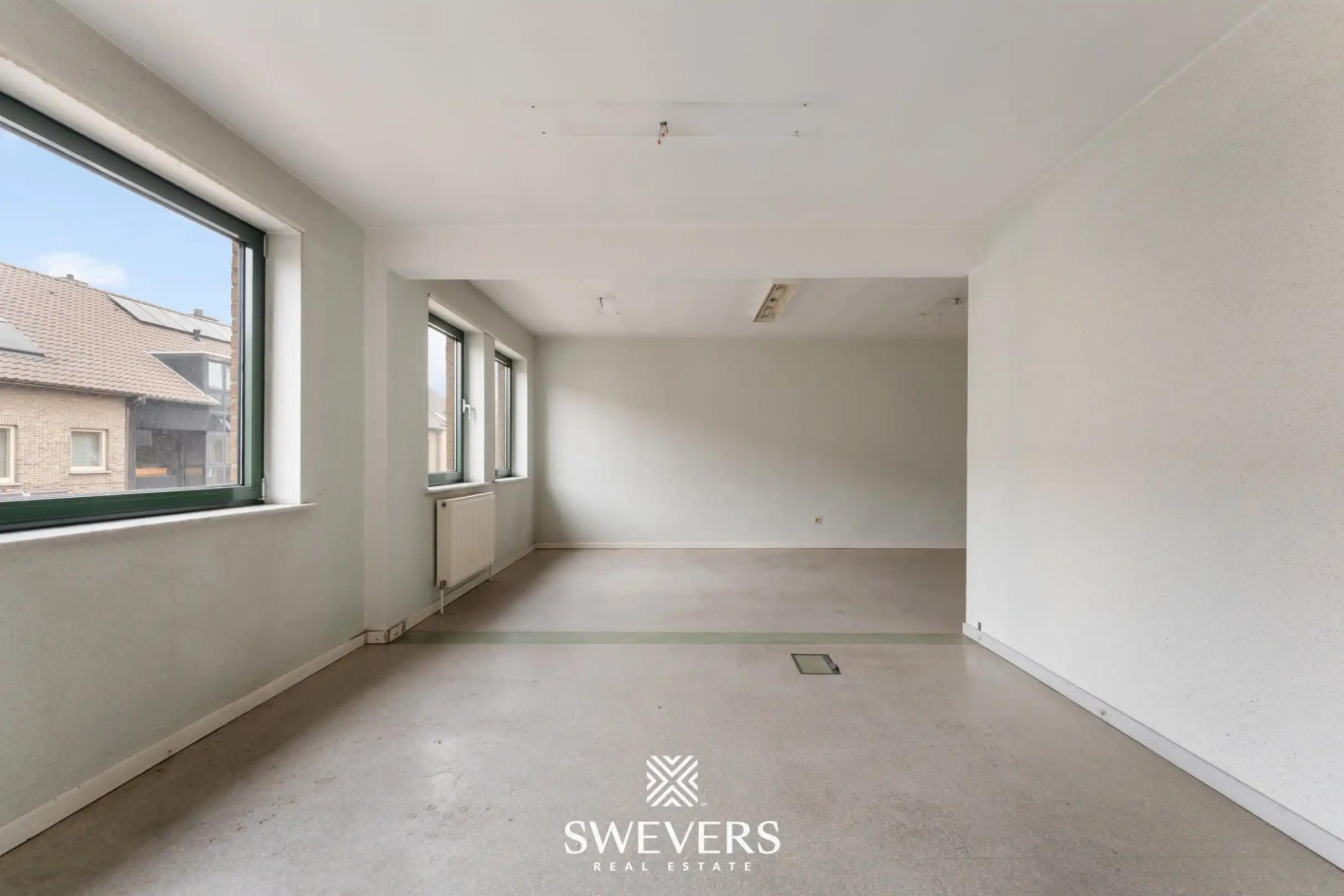 Commerciële opportuniteit met veel visibiliteit en ruimte in het centrum van Beringen foto 32