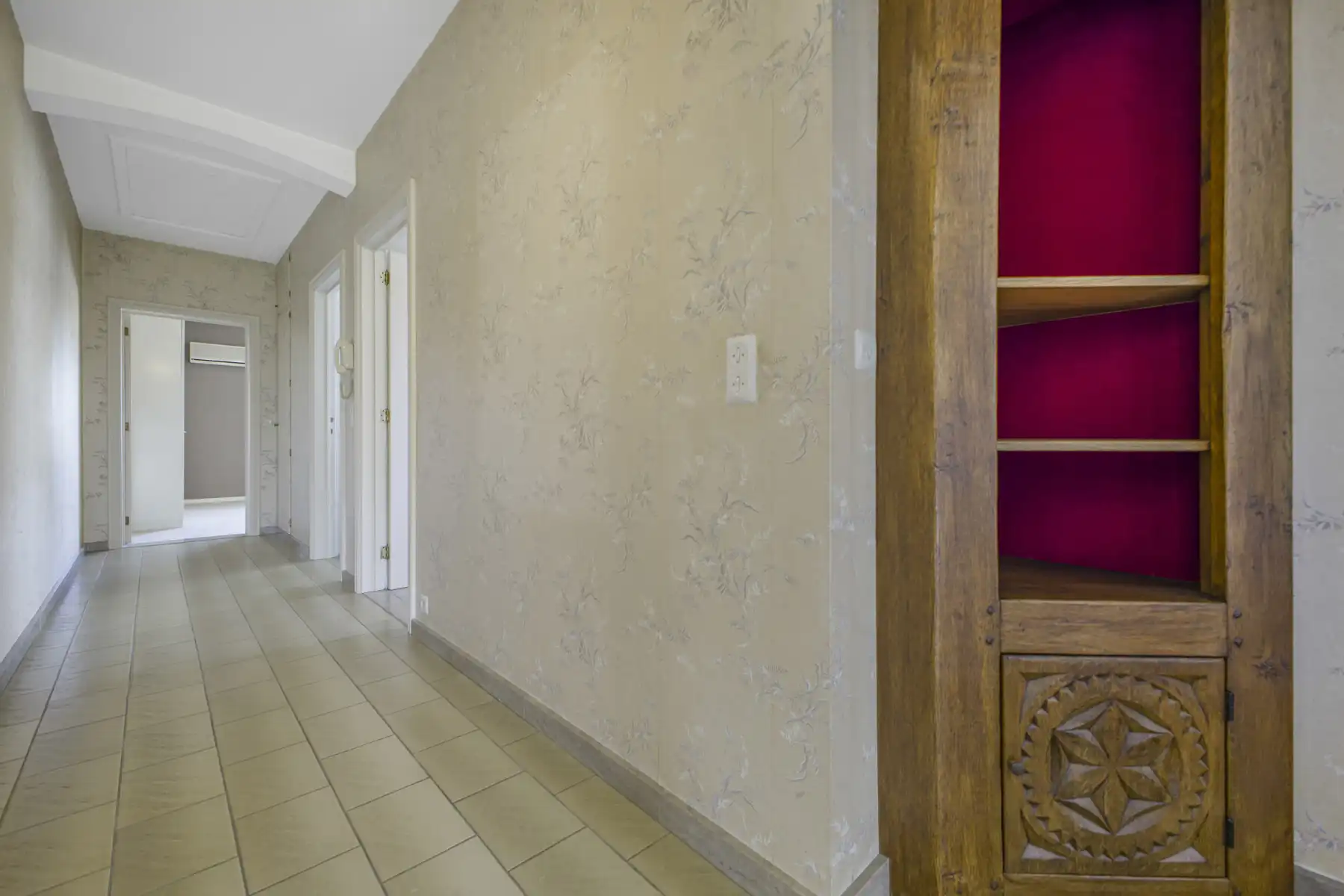 Uiterst residentieel gelegen villa met 3 slaapkamers foto 13