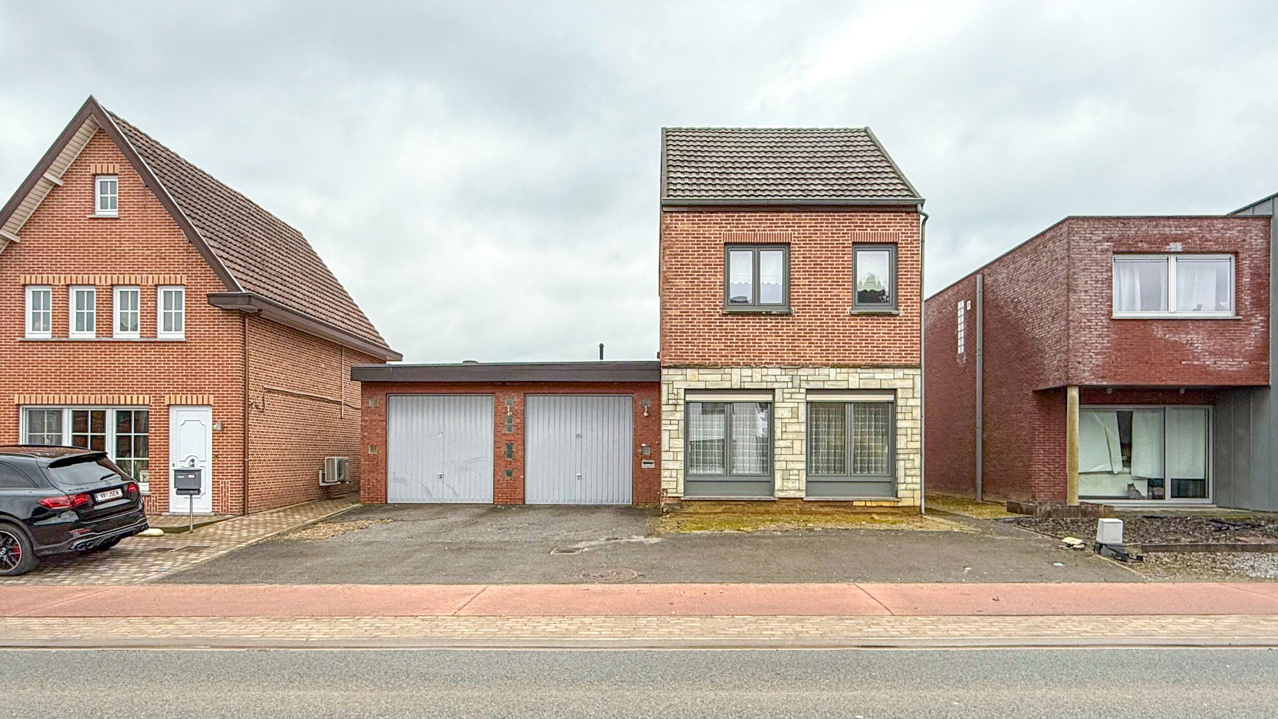 Ruime woning met dubbele garage en ZW gerichte tuin! foto 34