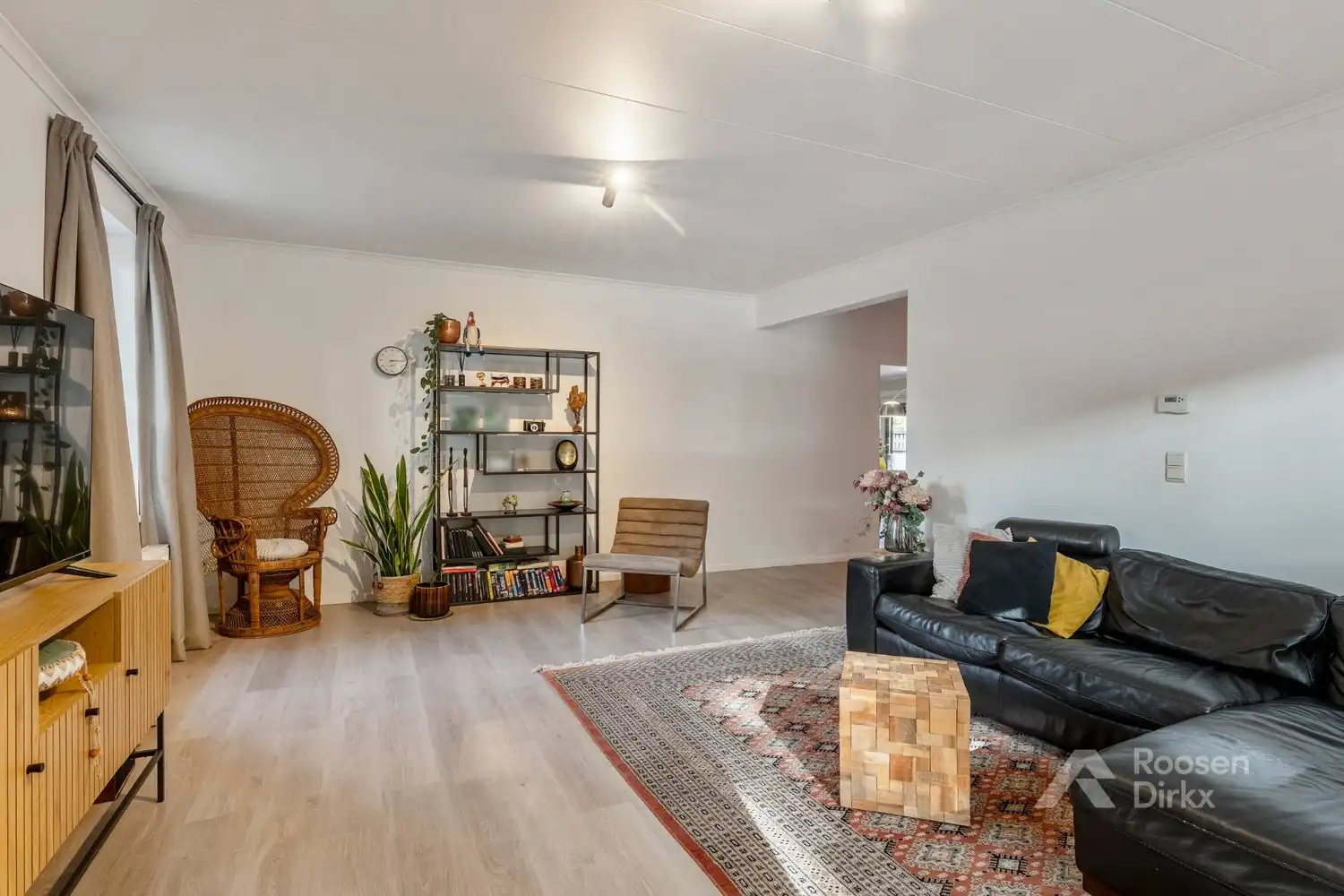 Karaktervolle gerenoveerde landelijke gezinswoning met 5 slaapkamers op perceel van 556m² foto 10