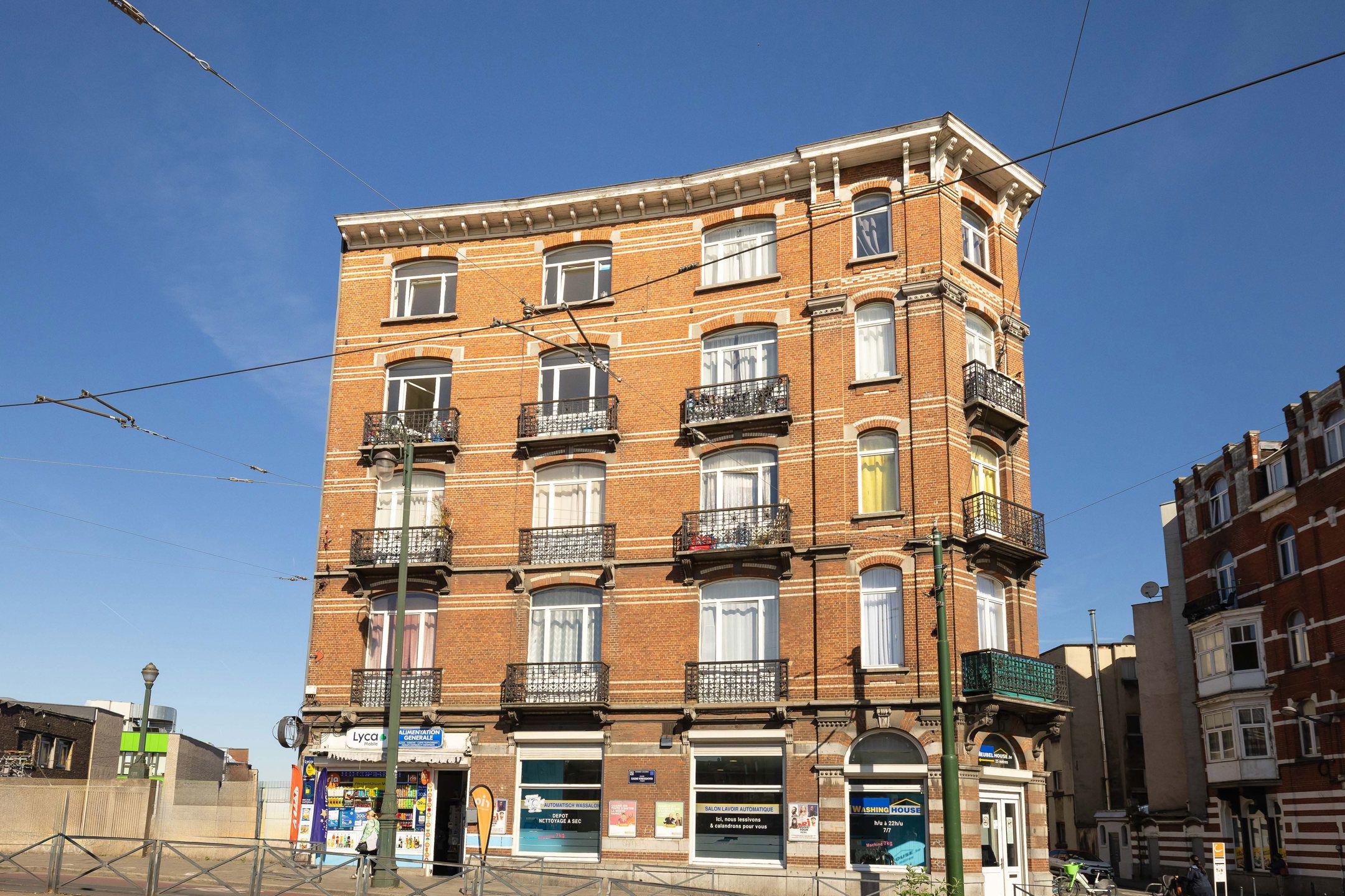 Appartement te koop foto {{pictureIndex}}