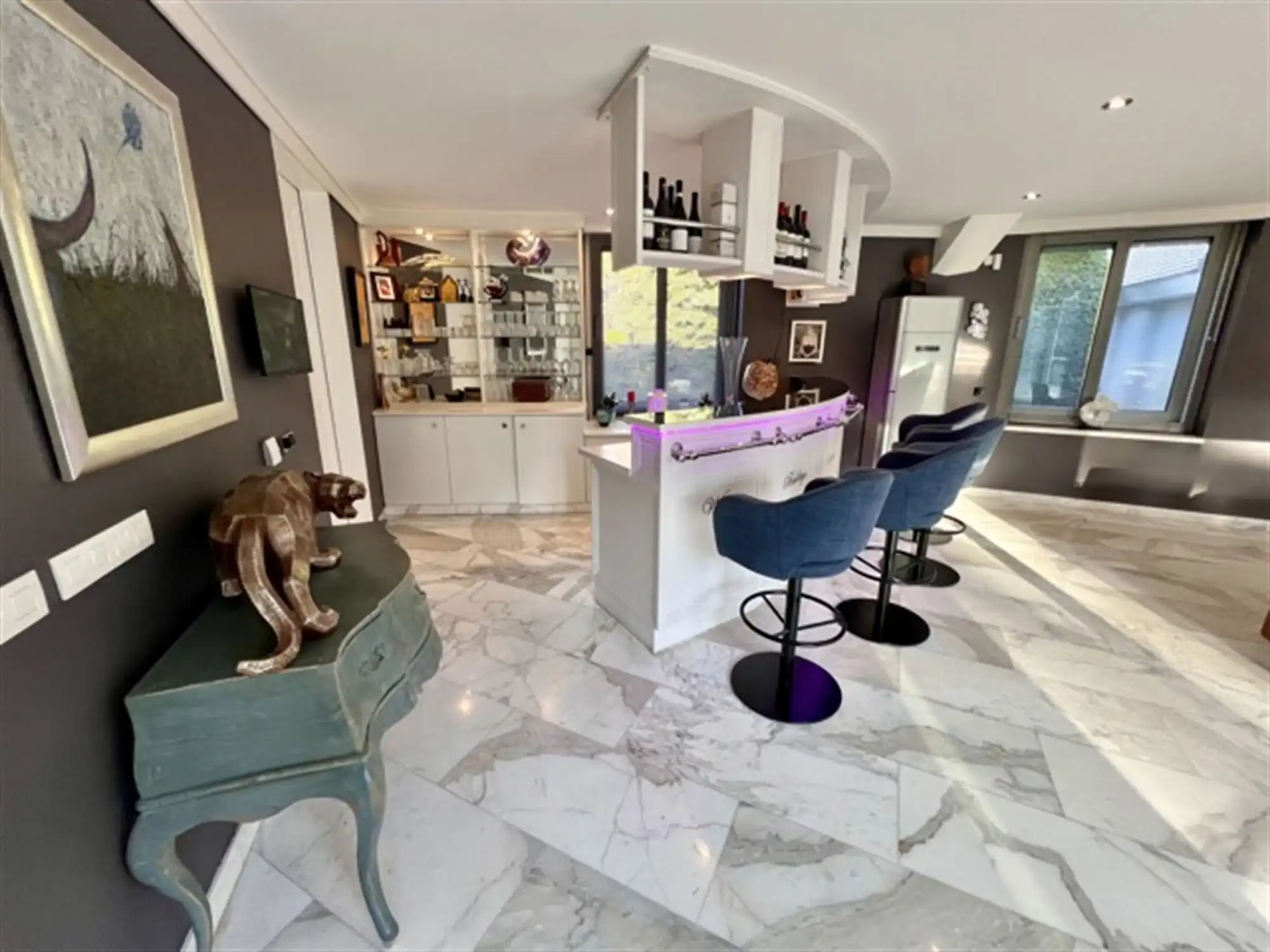 Statig landgoed met binnenzwembad op toplocatie foto 20