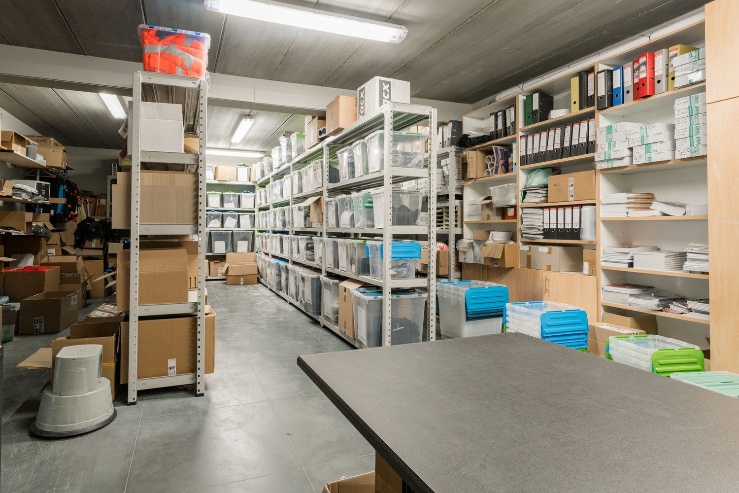 COMMERCIEEL GEBOUW foto 26