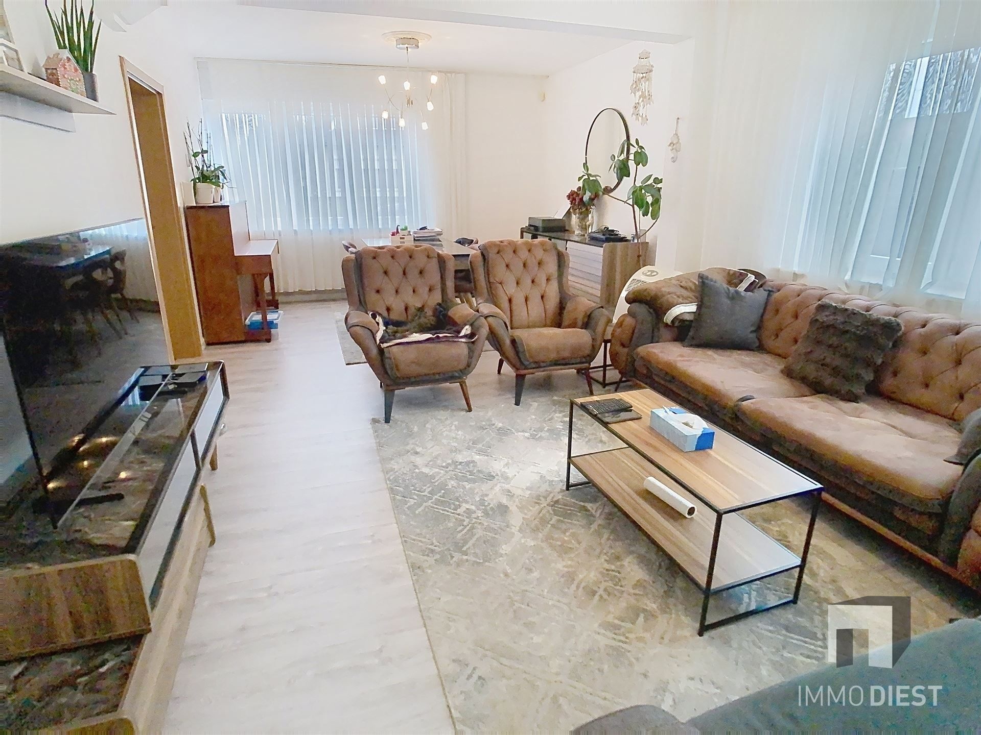 Twee vergunde woningen in één klap foto 7