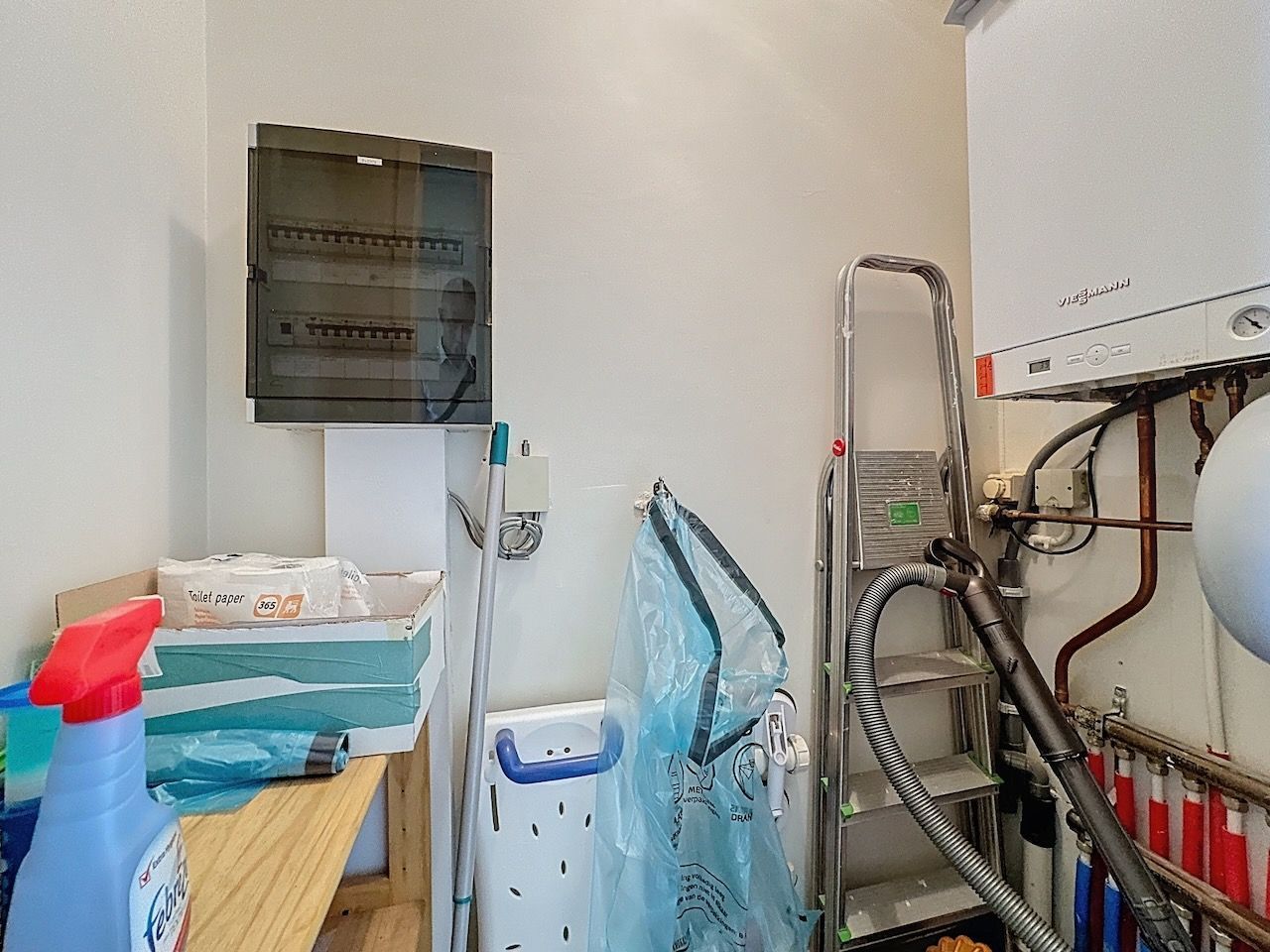 Buitengewoon ruim appartement met frontaal zeezicht en een woonkamer van maar liefst 8,12 m breed! foto 31