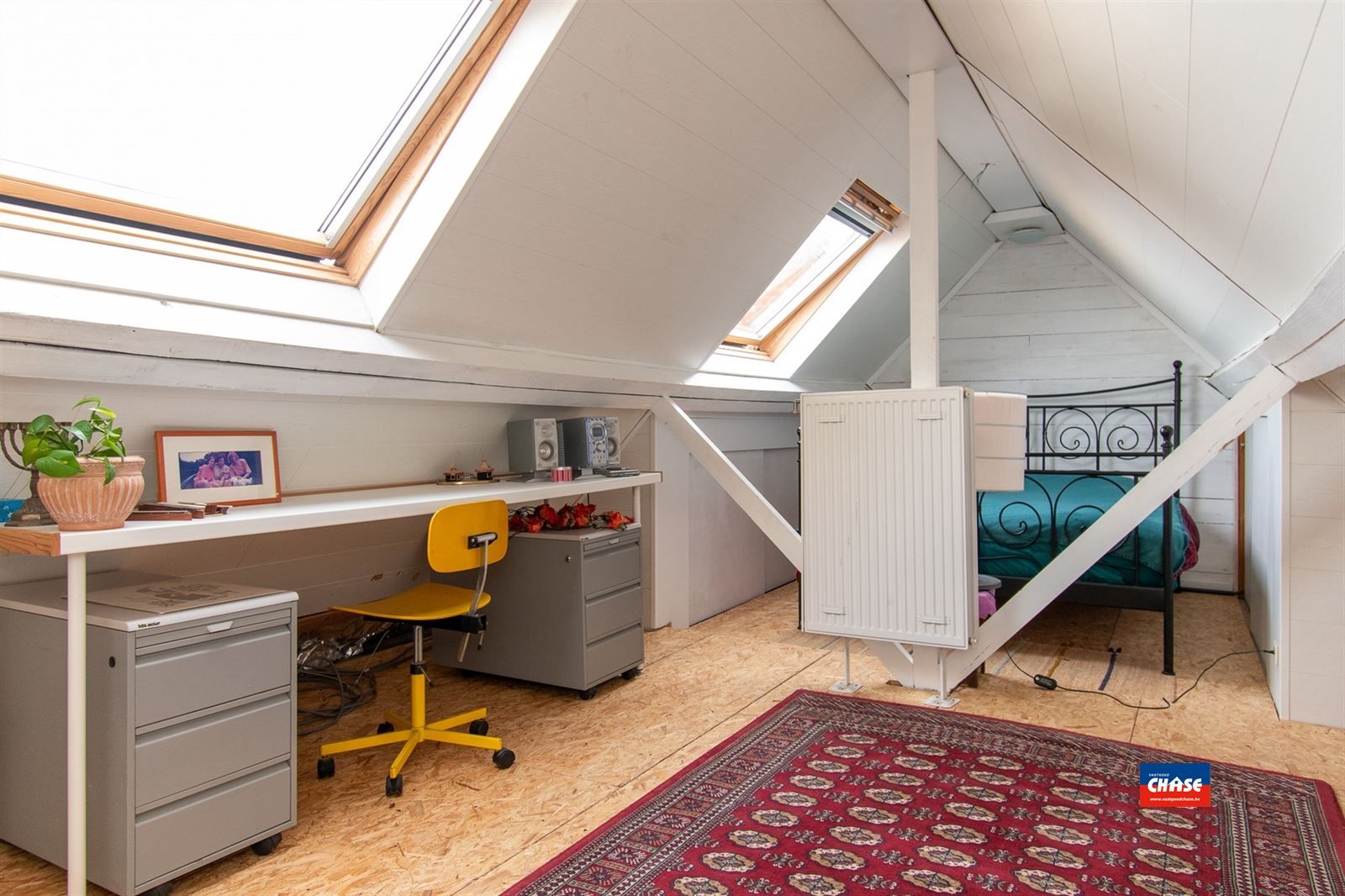 Knappe woning met 4 slaapkamers en enorm veel mogelijkheden foto 38