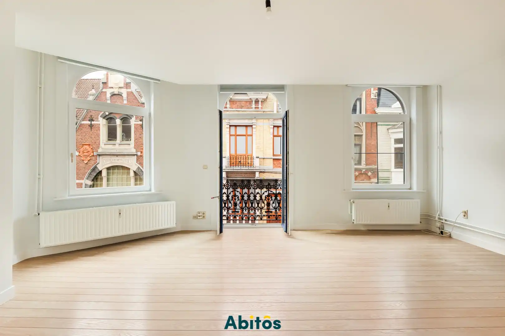 Uniek triplex-appartement met 3 slaapkamers en prachtig uitzicht in hartje Gent foto 8