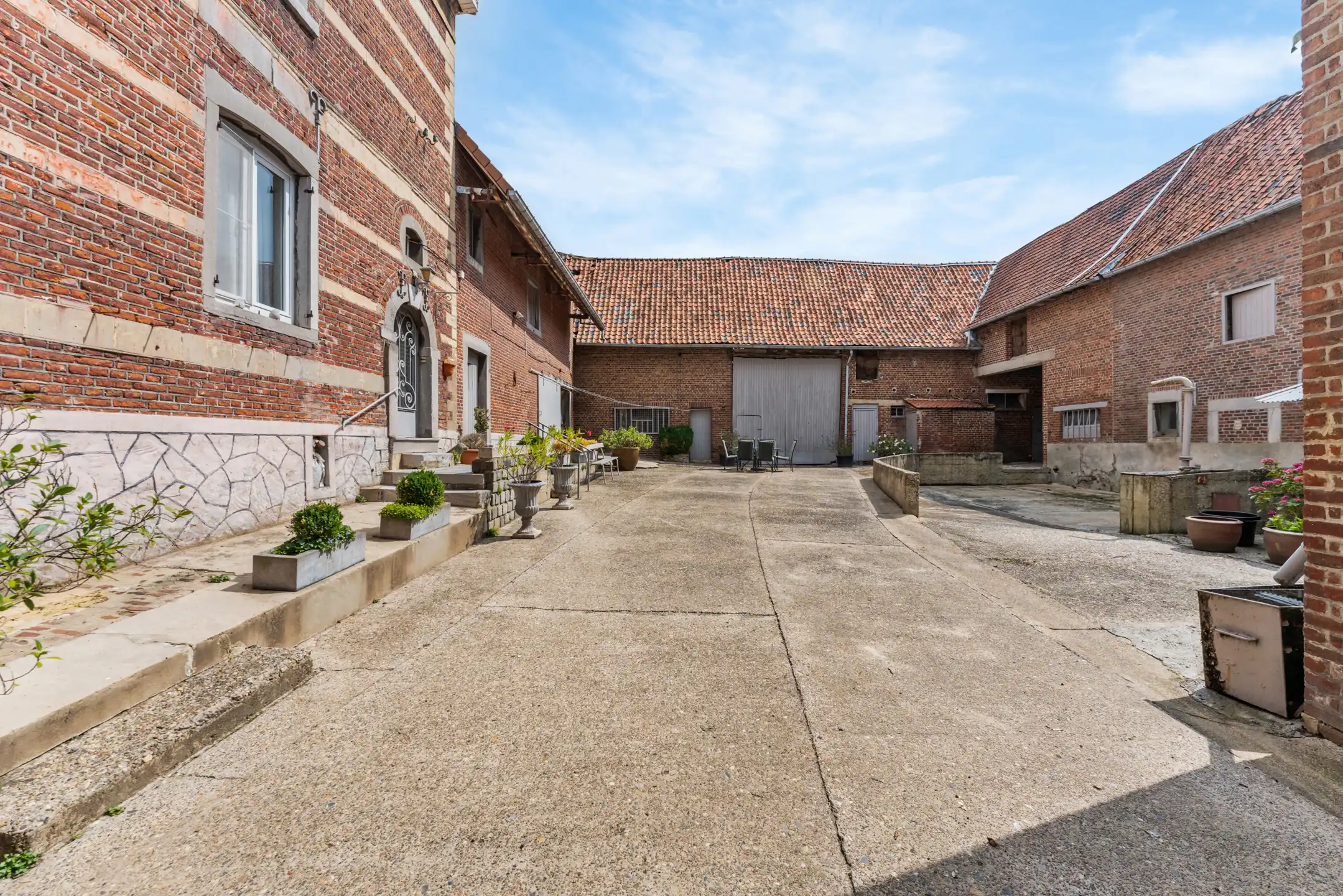 Authentieke vierkantshoeve op 40a14ca te Spouwen foto 18