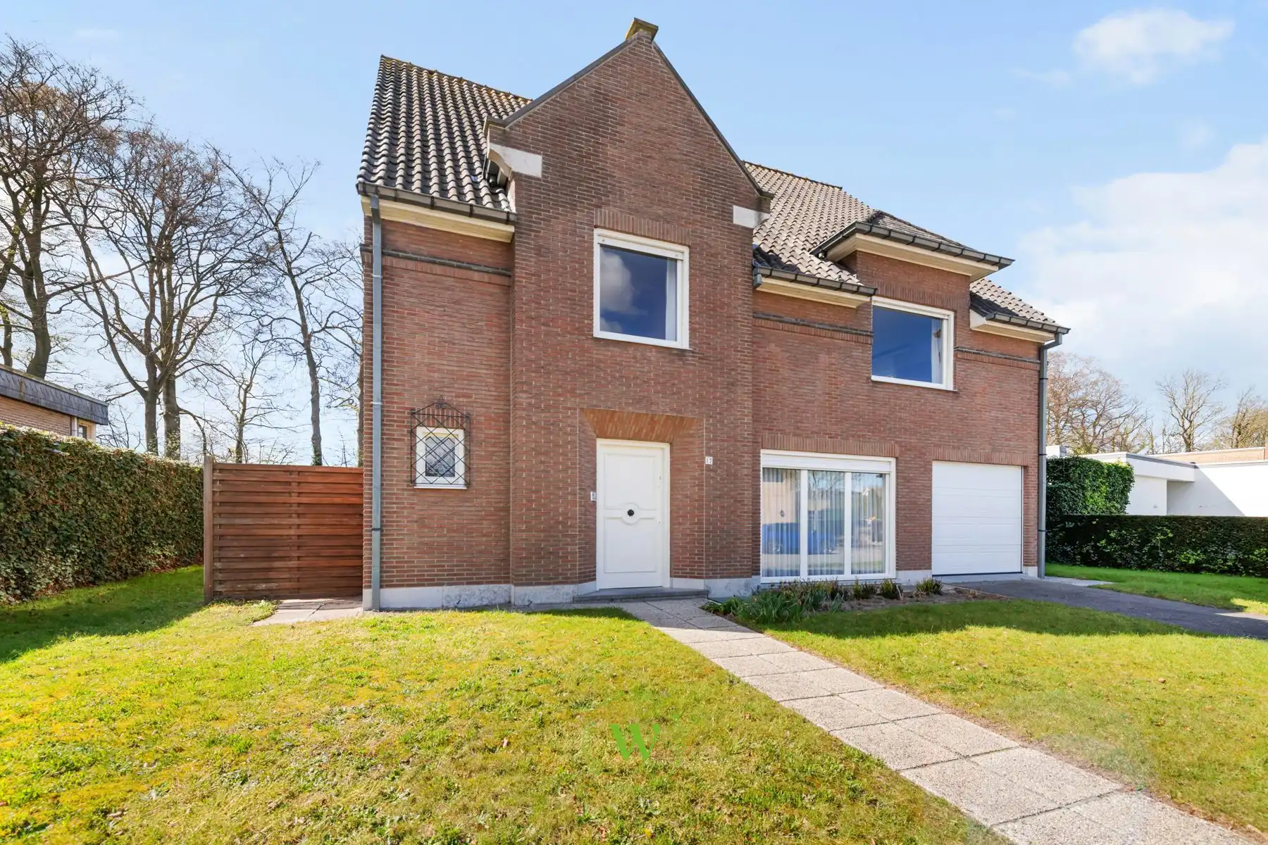 Gezinswoning met 5 slpks en tuin op 800 m² foto 2