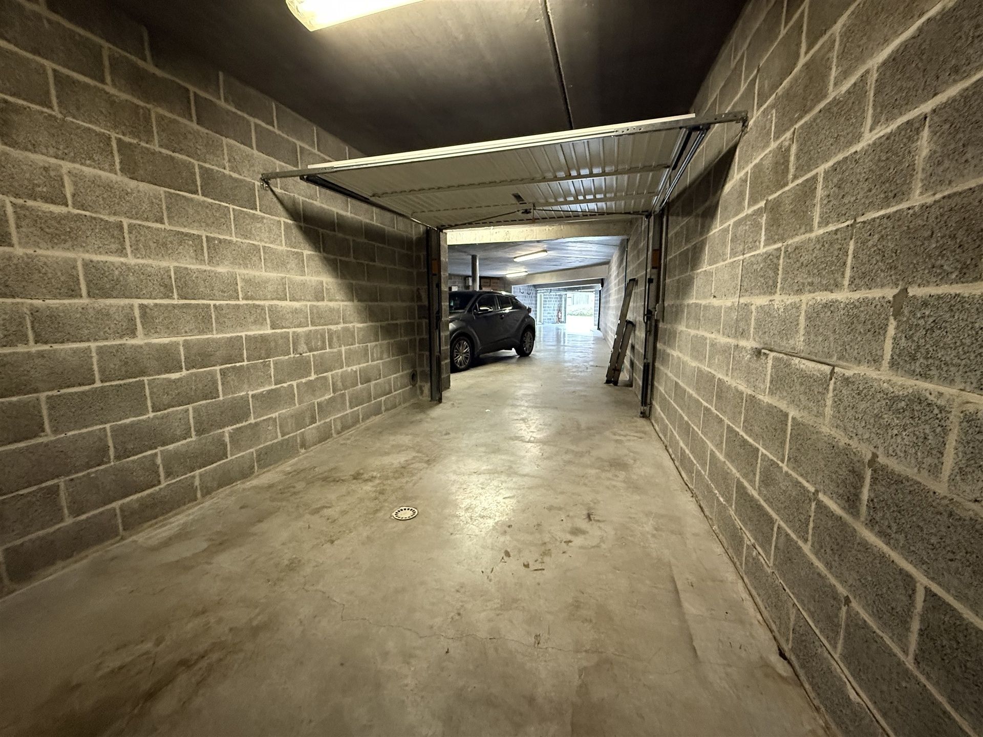 Garagebox nabij Merchtem centrum foto 2