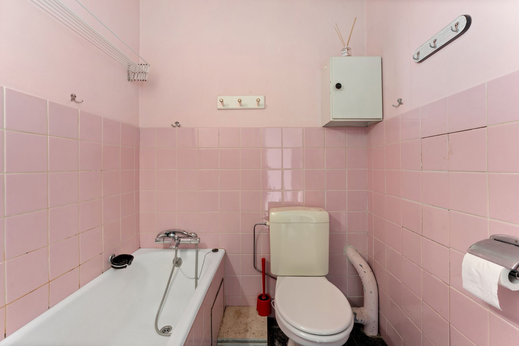 Verzorgde studio met prachtig zeezicht foto 10