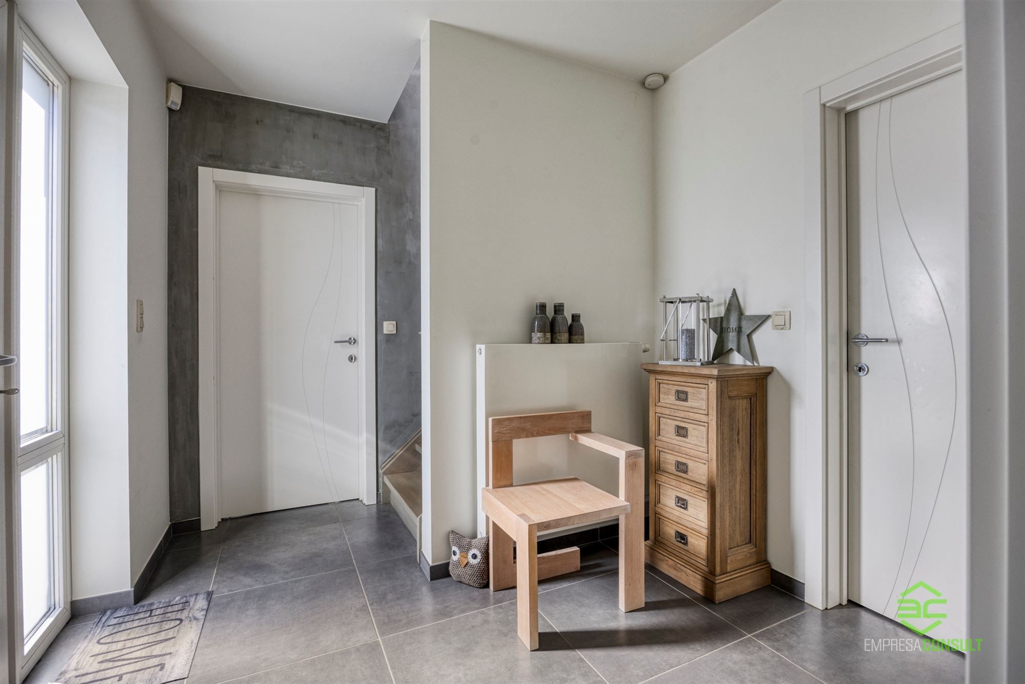 Instapklare woning met aparte garage en werkplaats van 150m² in Schulen! foto 3