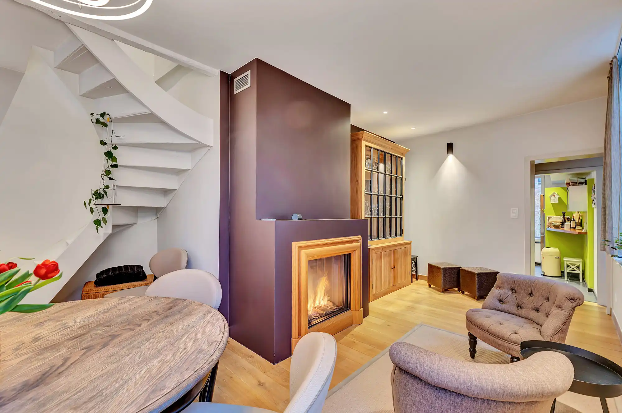 Uitzonderlijke eigendom met 2 handelspanden en appartement foto 6