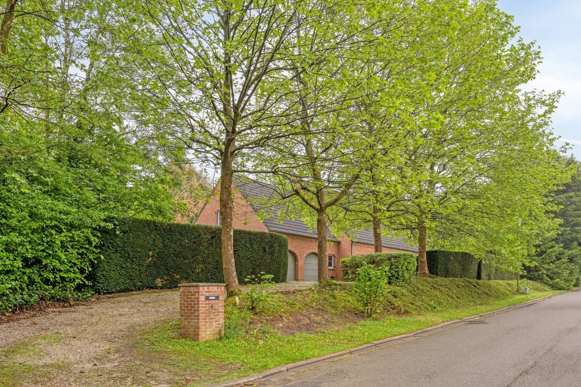 Klassieke en charmante villa op ruim perceel foto 24