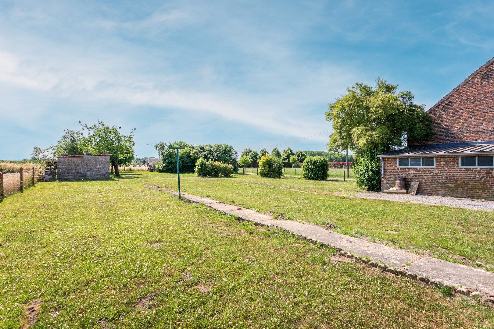 Te renoveren woning met 3 slaapkamers, loods en weide op 59a in het groene Pepingen foto 17
