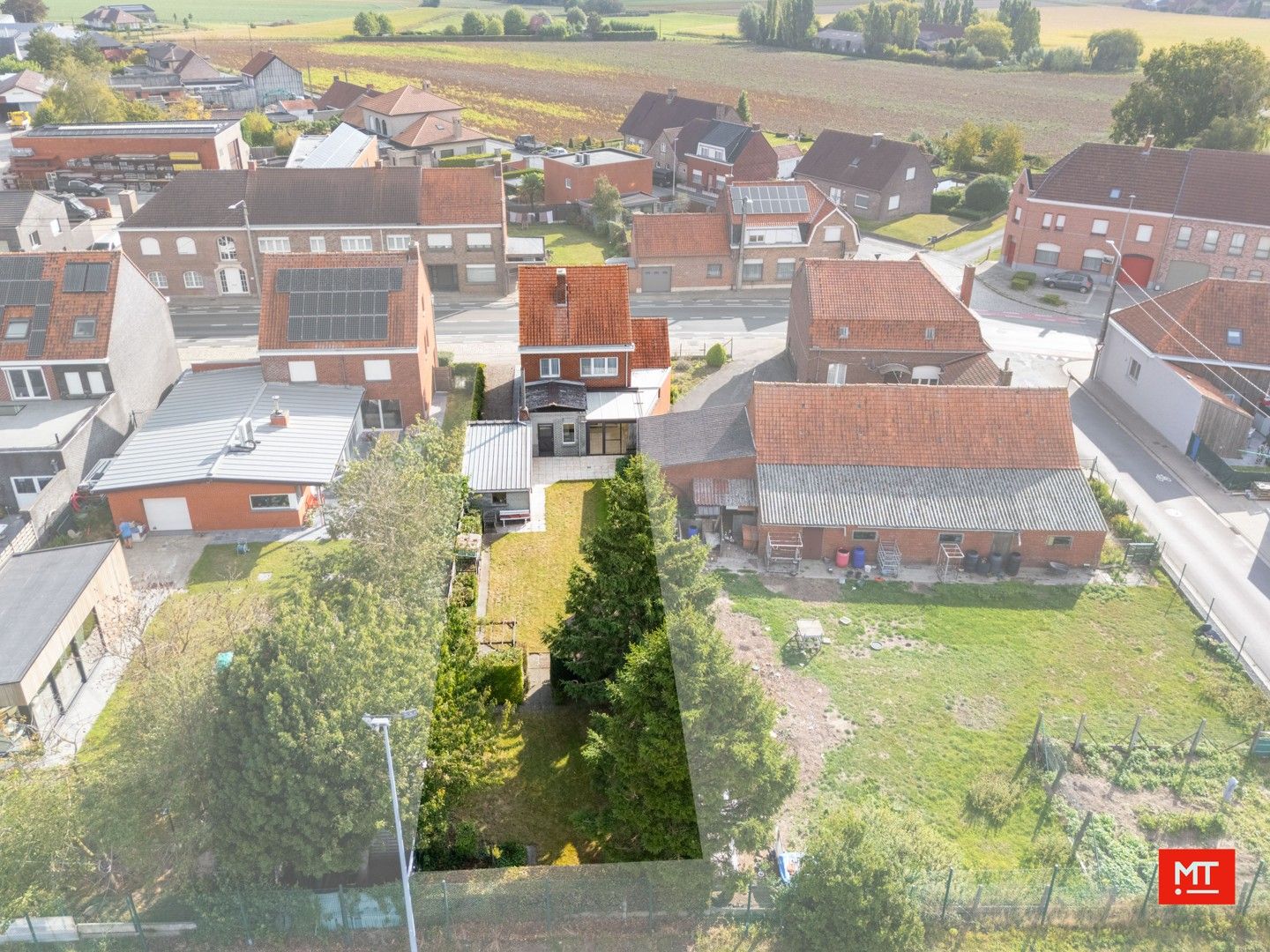 Te renoveren alleenstaande woning met 3 slaapkamers, Westgerichte tuin en garage in het centrum van Passendale foto 19