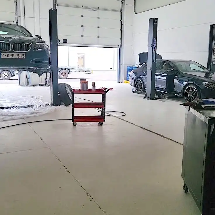 Instapklare KMO-unit (190m²) met tussenverdieping (60m²) en 2 voorbehouden parkeerplaatsen te koop in Middelkerke foto 8