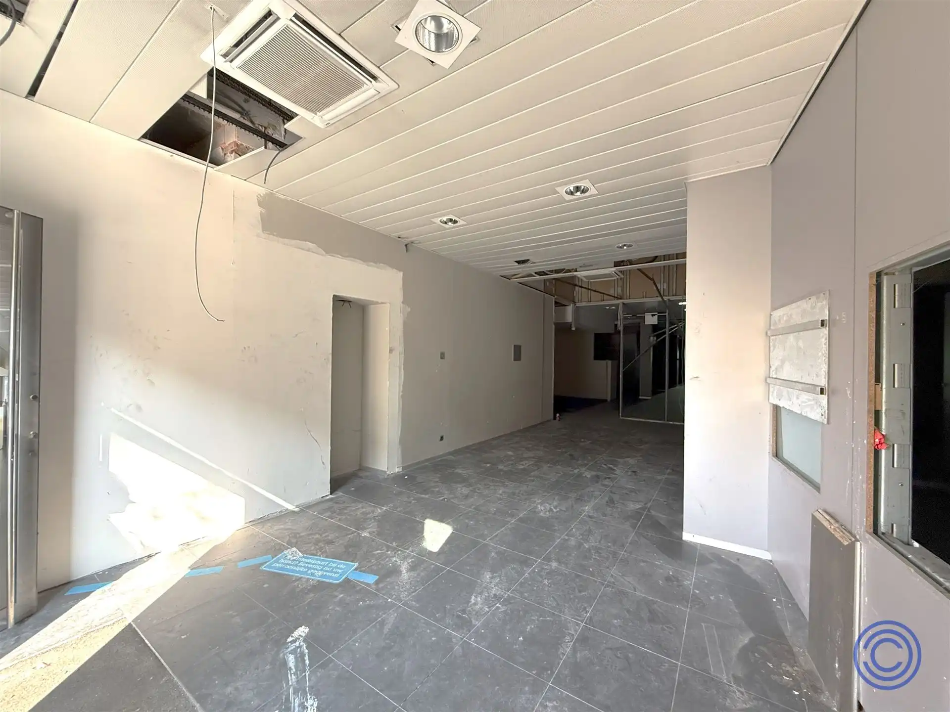 Handelspand ca. 358m² met buitenruimte!  foto 12