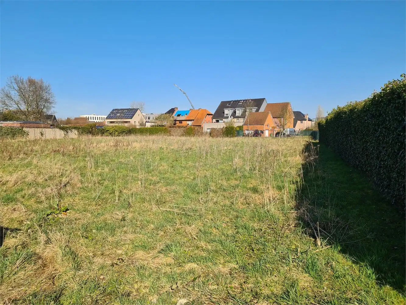 Unieke bouwgrond in Hasselt centrum foto {{pictureIndex}}