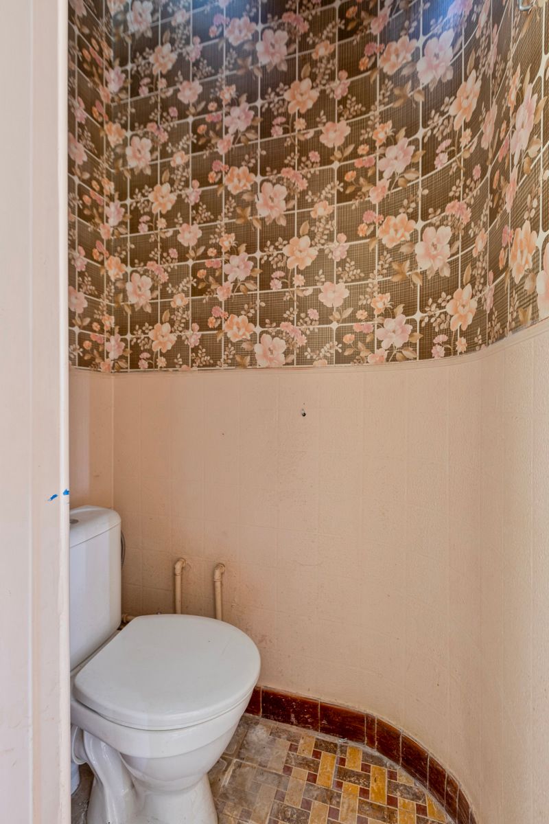 Een karaktervolle woning met veel potentieel . foto 19