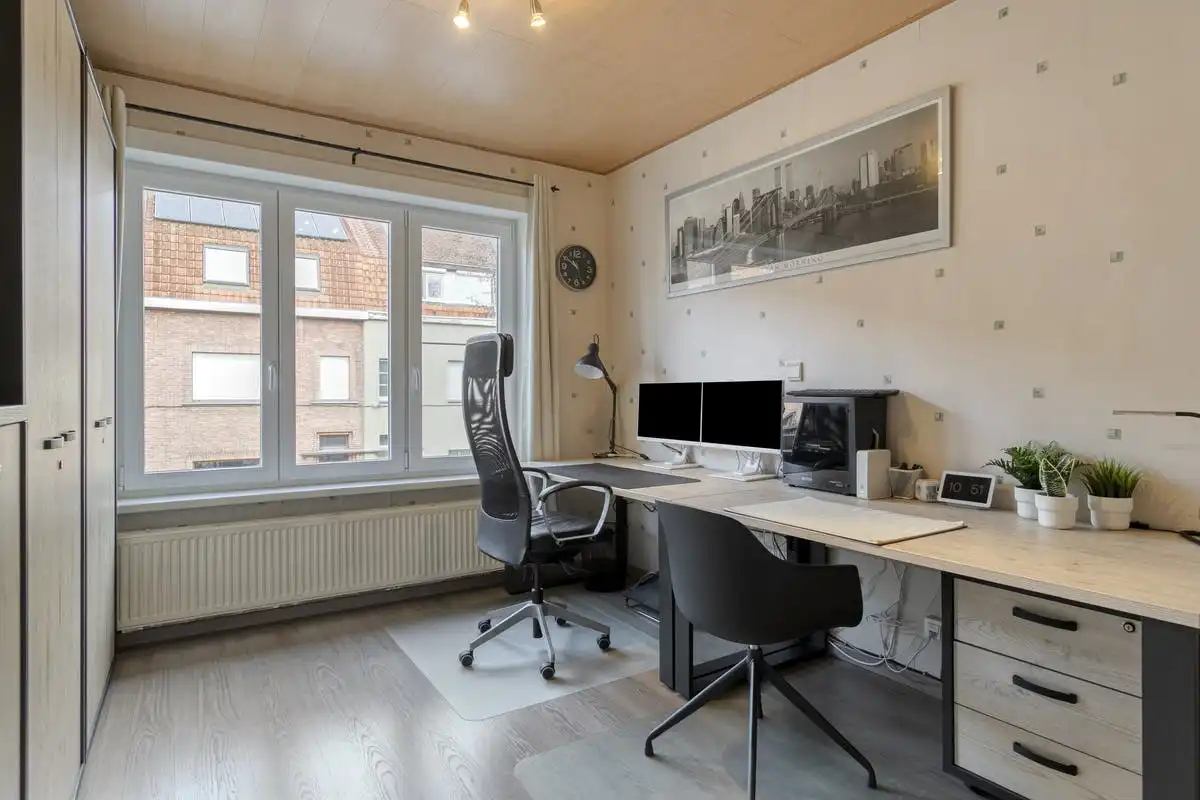 Instapklaar huis met 3 slaapkamers in centrum Assebroek  foto 10