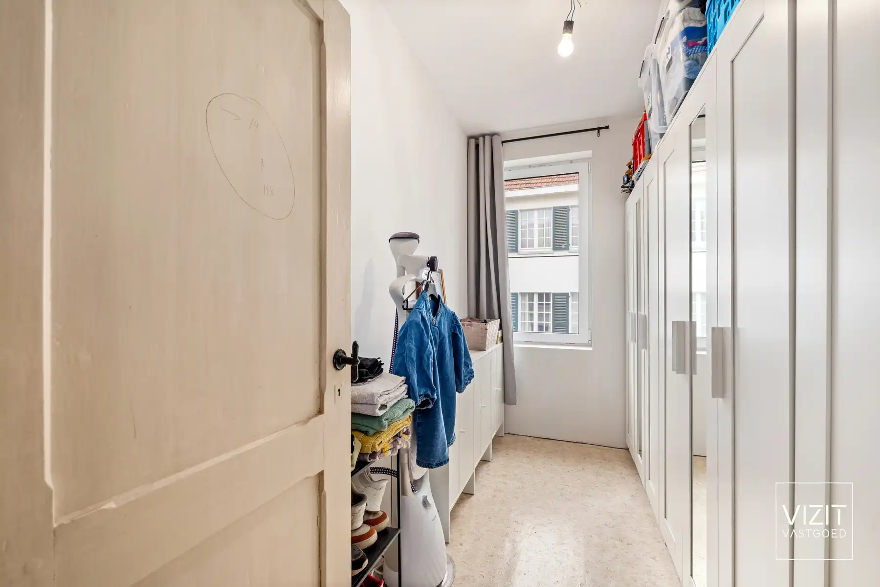 Instapklare en karaktervolle woning in centrum Ninove!  foto 11