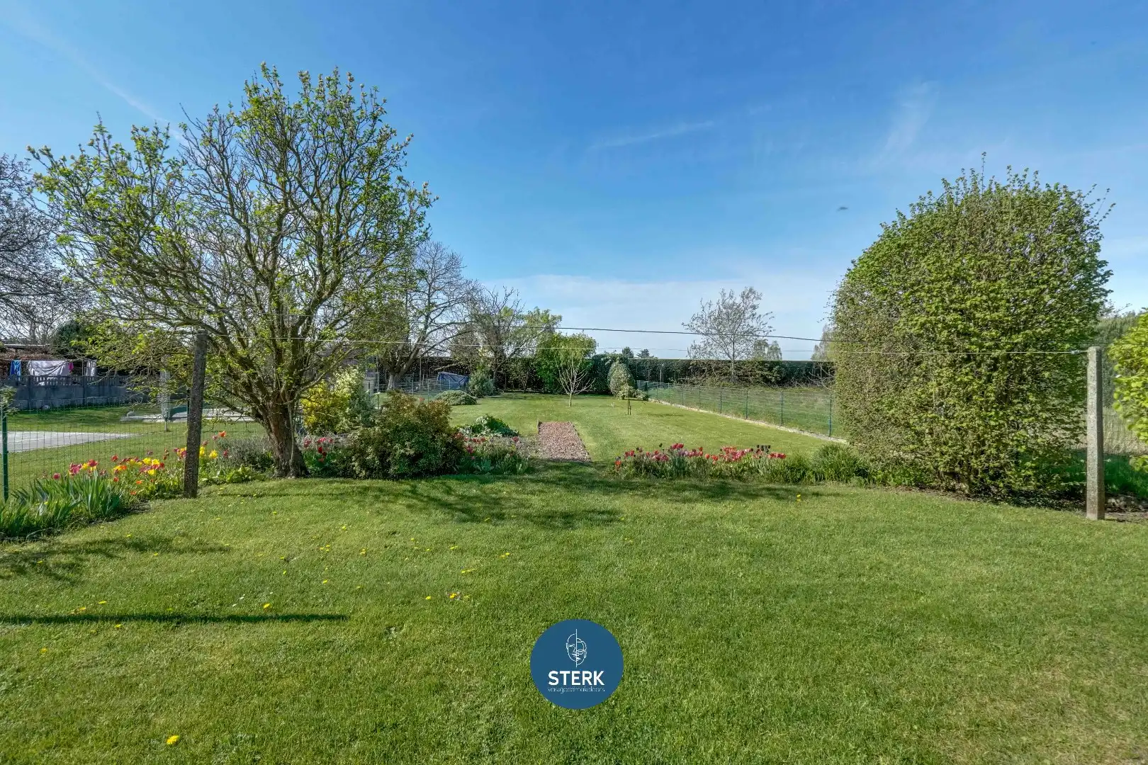 OP TE KNAPPEN GEZINSWONING OP EEN TOPLOCATIE IN CENTRUM LANAKEN !  foto 22