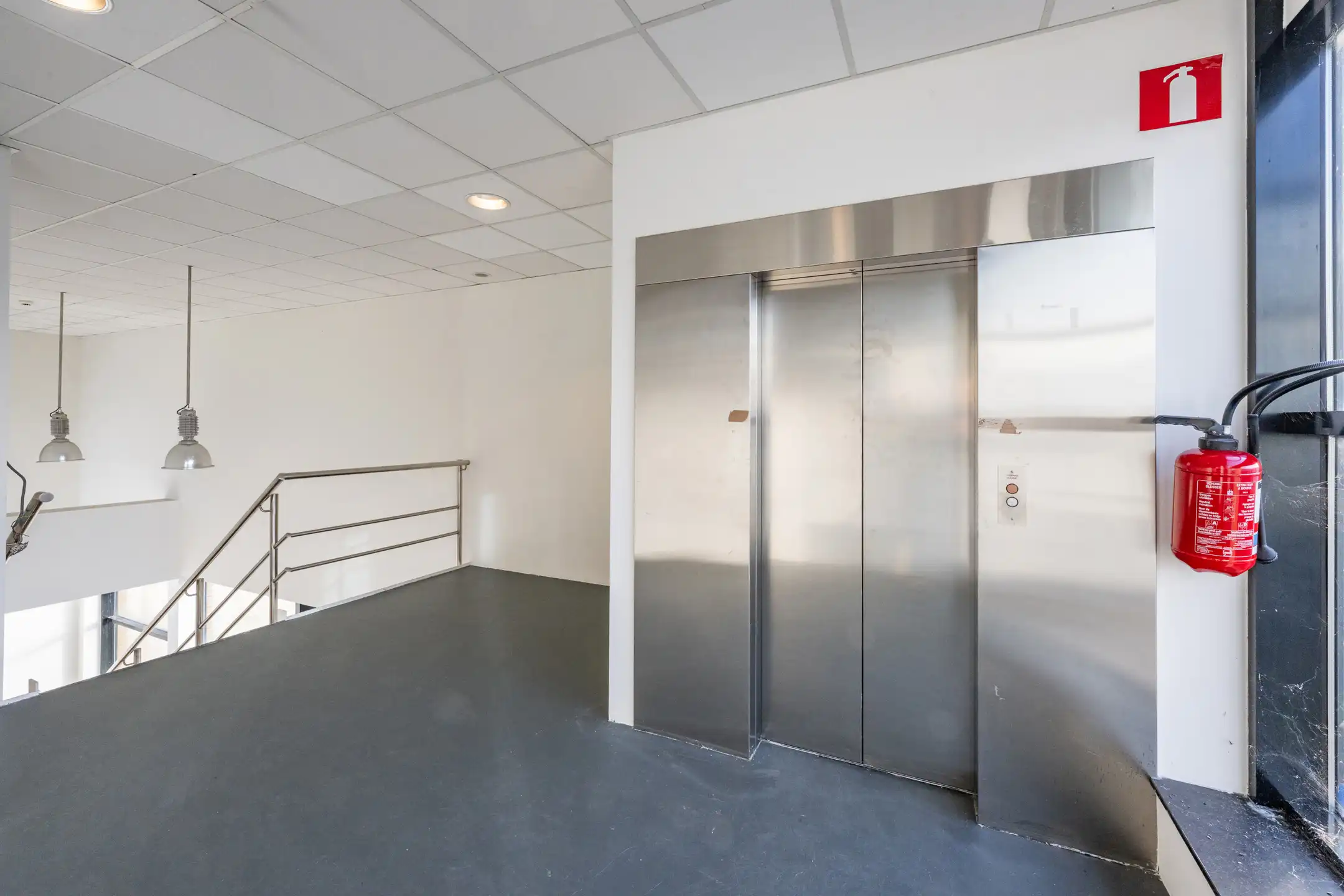 Kantoor te huur foto 5