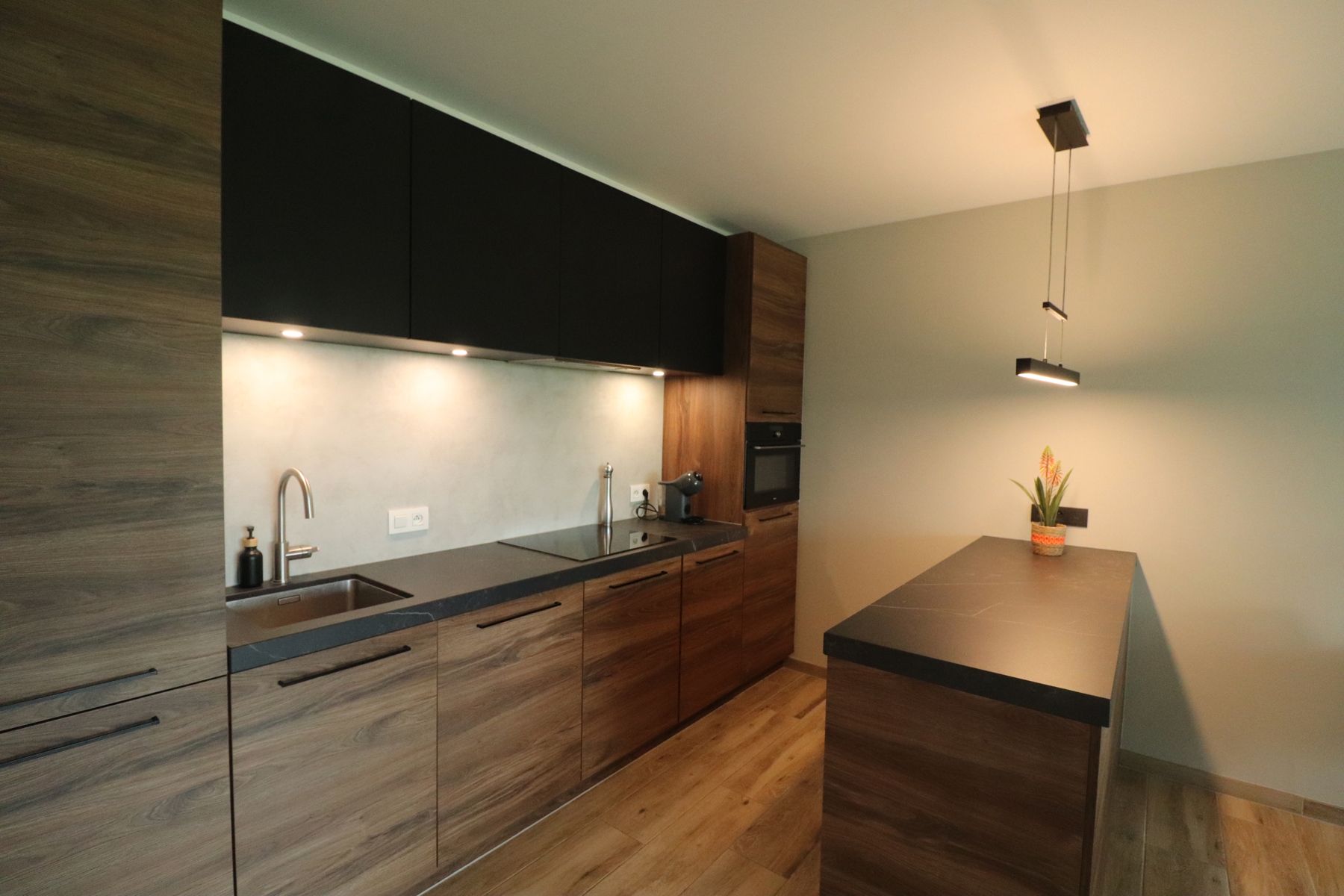 Energiezuinig 2-slaapkamer-appartement met lift, terras, ondergrondse autostaanplaats en kelderberging. foto 5
