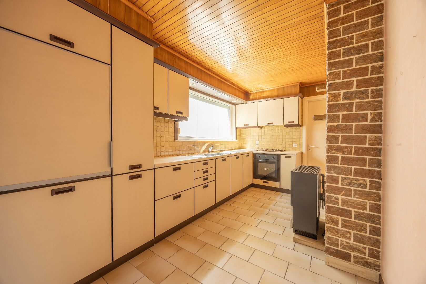 Woning met garage en uitweg foto 7