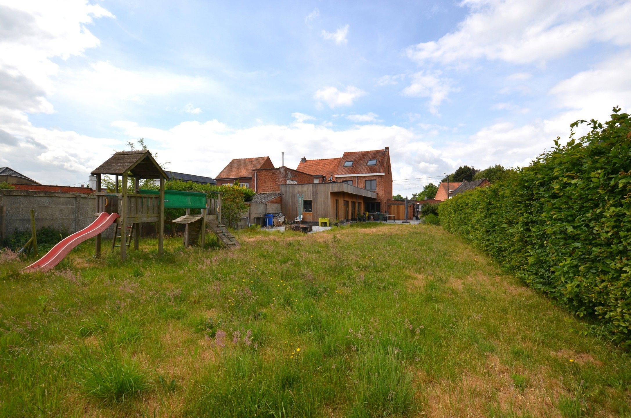 Hoofdfoto van de publicatie: Zeer mooie woning, top gelegen