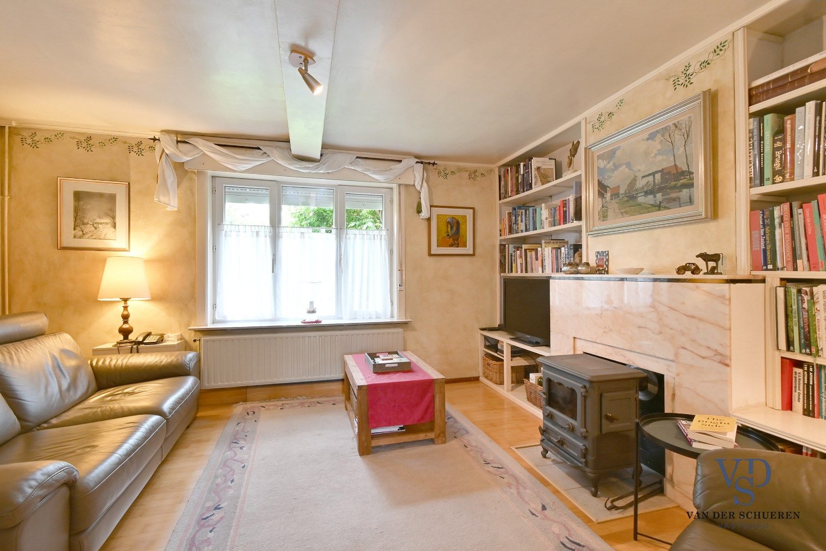 Charmante woning op royaal perceel van 1.618 m² foto 13