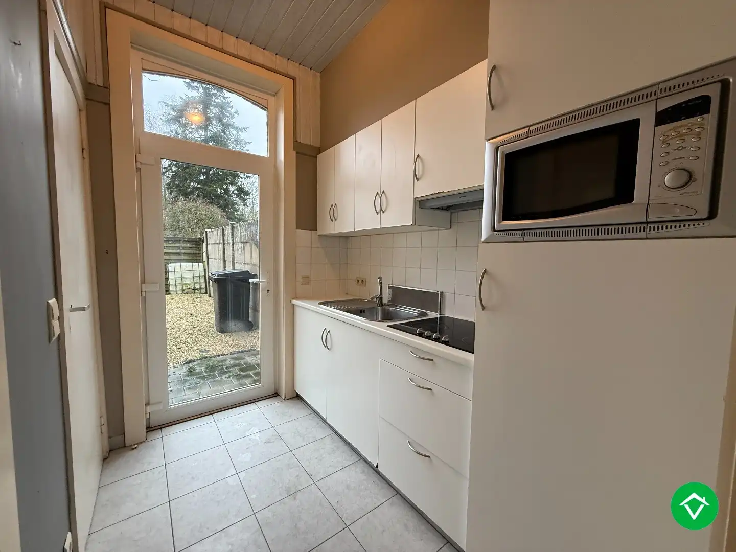 Halfopen bebouwing met 4 slaapkamers en terrastuin te Dadizele foto 5