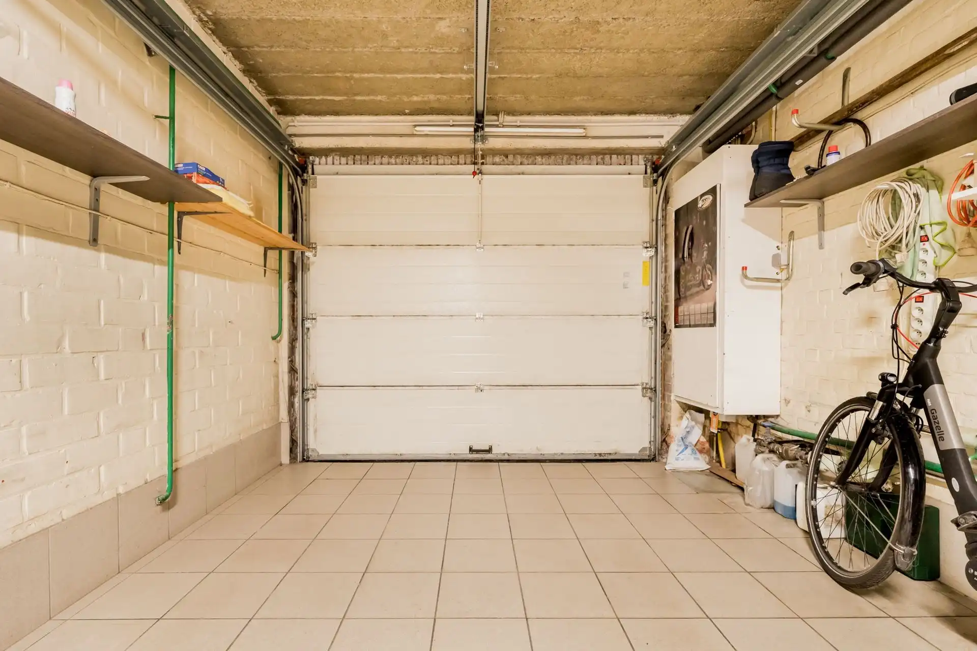 Instapklare bel-etagewoning met garage, tuin en zonnig terras foto 21