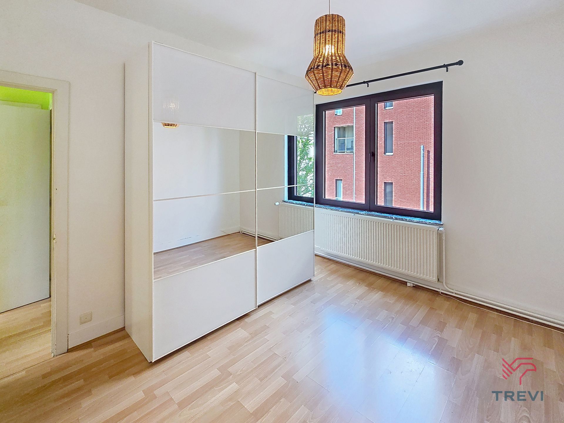 Ruim huis van ± 240 m², ideaal voor een woongroep foto 17