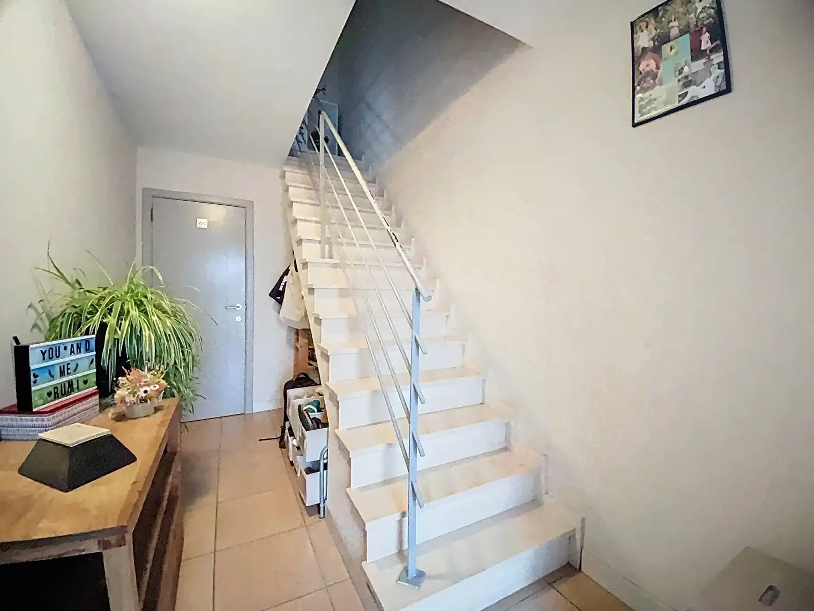 Halfopen woning met 3 slpks, terras en garage, €980/maand. foto 15