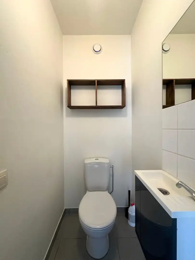 Lichtrijk appartement met drie slaapkamers foto 16