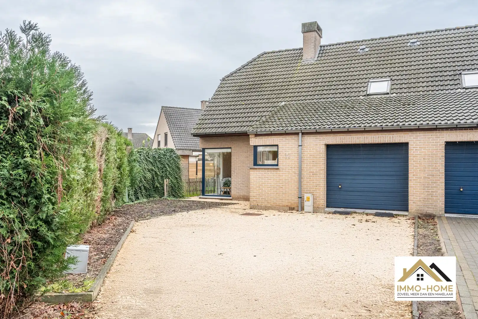 Prachtige HOB met zonnepanelen in een doodlopende straat! foto 15