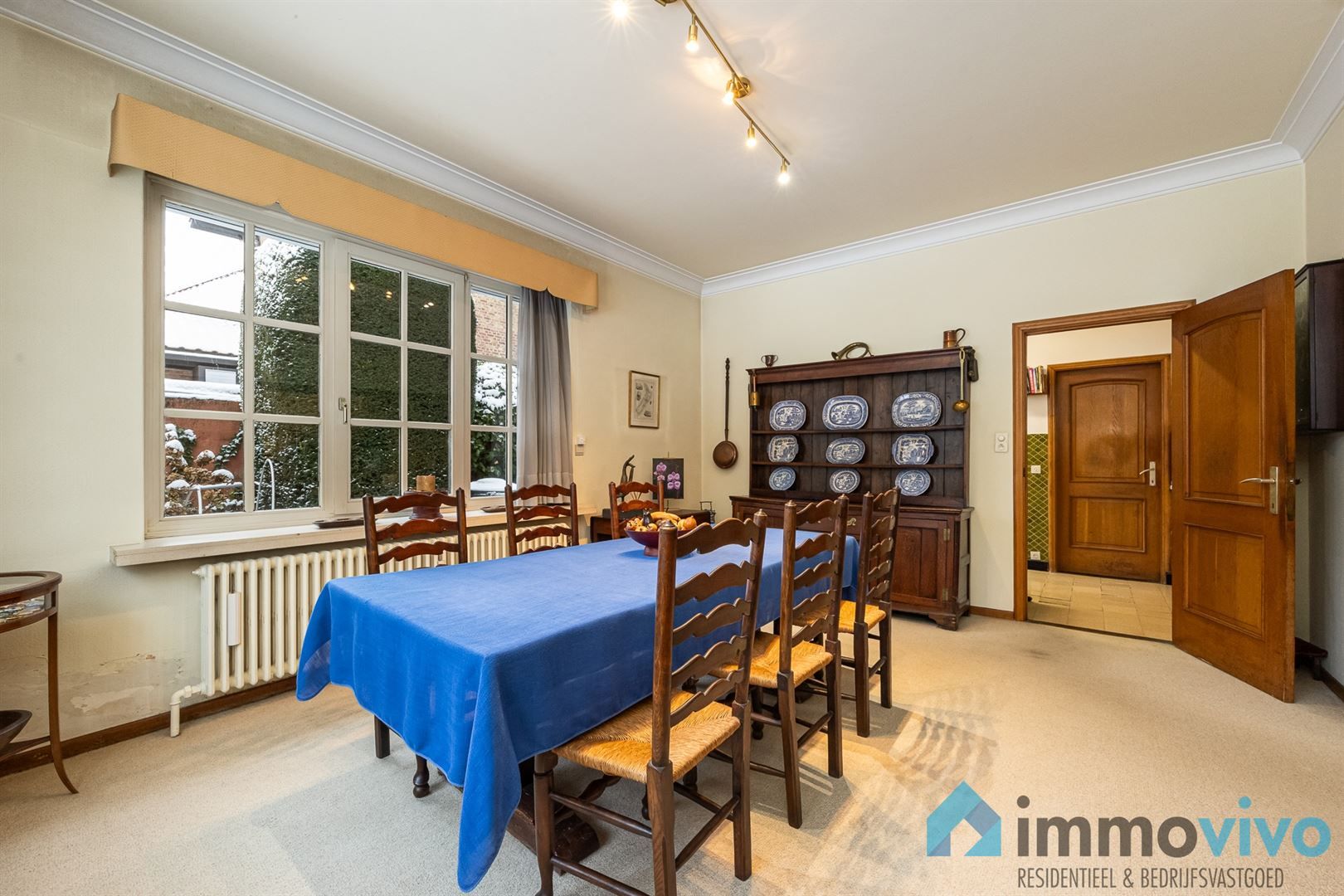 Ruime te renoveren villa op 925 m² op toplocatie foto 15