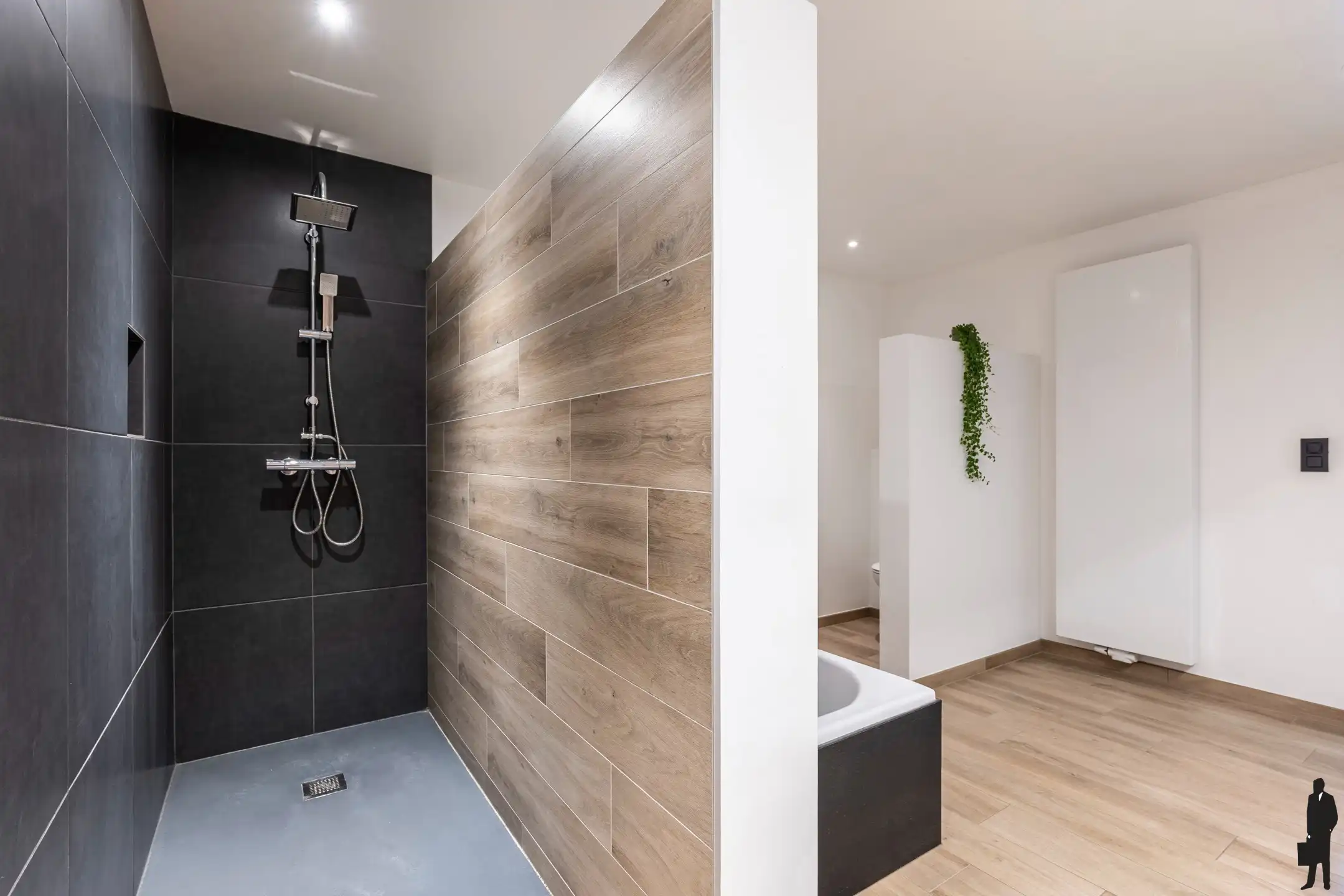 Moderne ruime woning met lift, tuin en zonnig dakterras foto 12