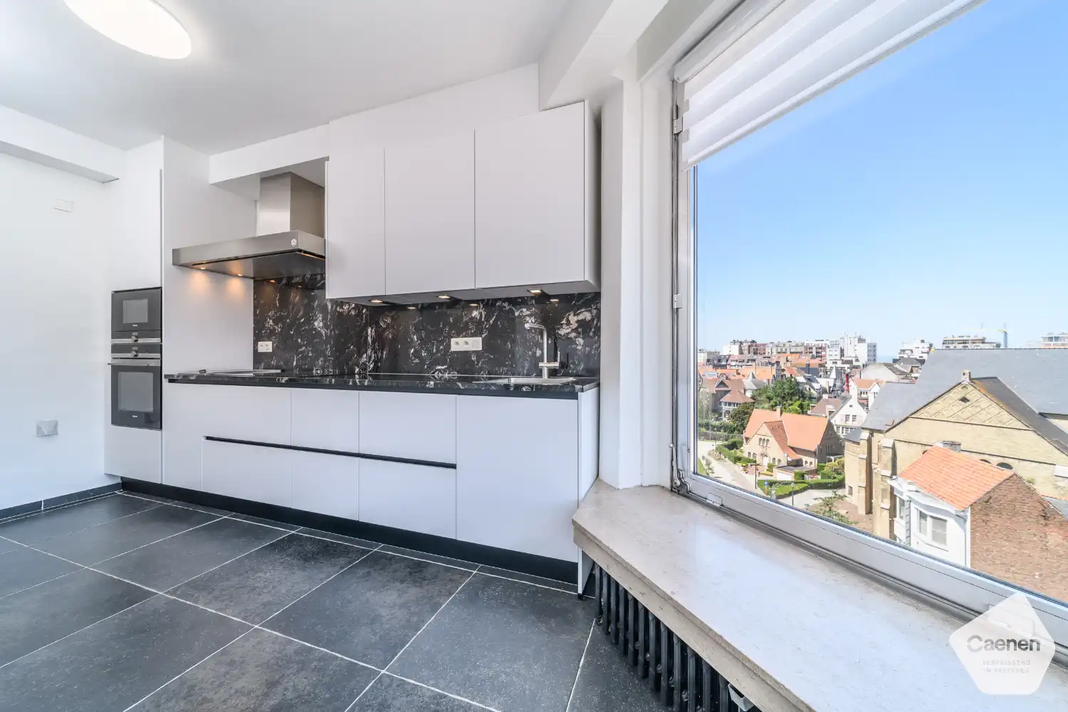 De Panne – Ruim 3-slaapkamerappartement met uniek duinenzicht in de Zeelaan foto 4