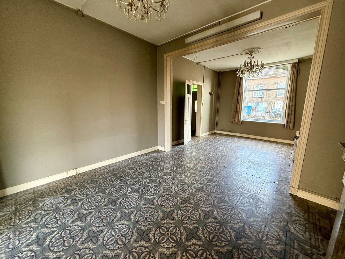 Te koop: Charmante halfopen villa in cottage stijl met ruime tuin en topligging! foto 5