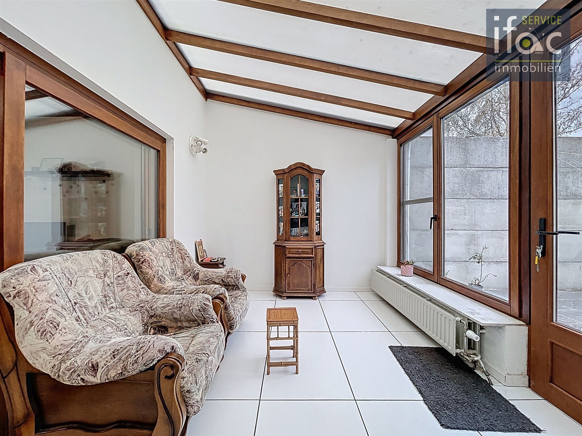 Rijwoning met tuin  foto 9