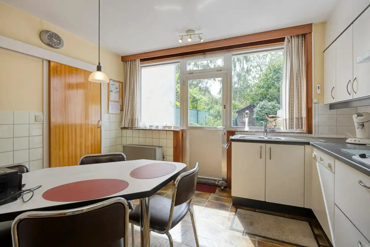 Huis met 3 kamers en zonnige tuin te koop in Vilvoorde foto 4